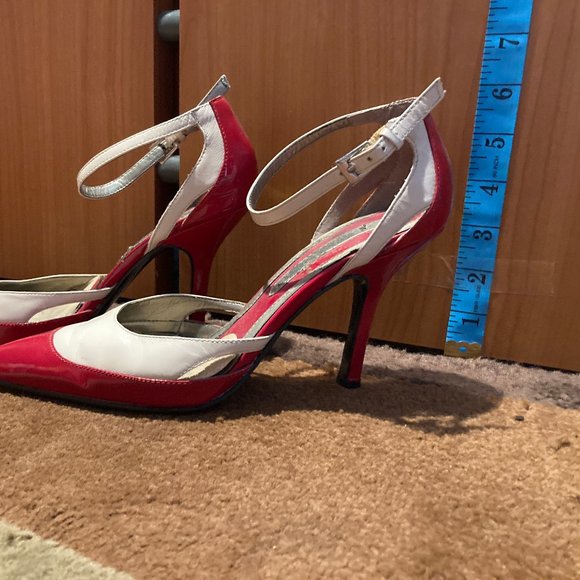 Bandolino Size 6 Red-Cream pump - Picture 4 of 5